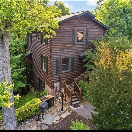 Bear Path Lodge - Hottub, Pool Table, Arcade Machine, Fireplace - Minutes To Downtown Gatlinburg
